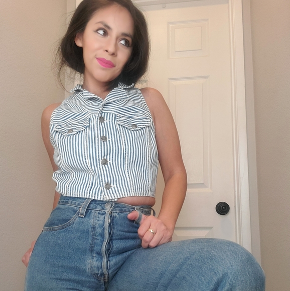 Vest - Picture 10 of 14